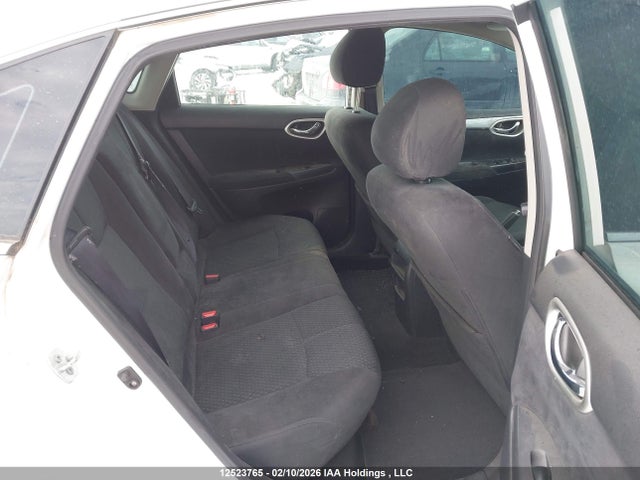 3N1AB7AP8EL632440 Nissan Sentra