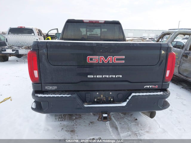 1GT49VEY9NF229574 GMC Sierra K3500 At4