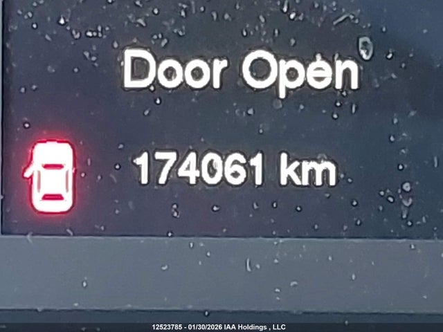 1C4PJMAS8GW352804 Jeep Cherokee Sport