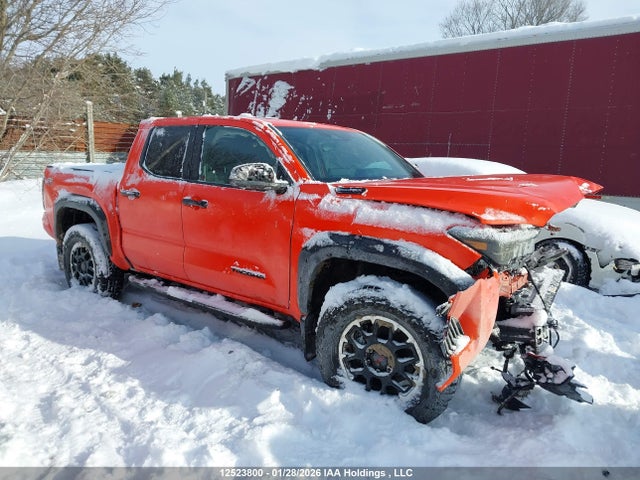 12523800 :رقم المزاد ، 3TYLC5LNXRT002149 vin ، 2024 Toyota Tacoma Hybrid مزاد بيع