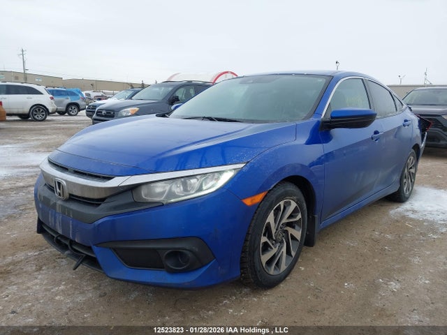 2018 Honda Civic Se მანქანა იყიდება აუქციონზე, vin: 2HGFC2F67JH019667, აუქციონის ნომერი: 12523823