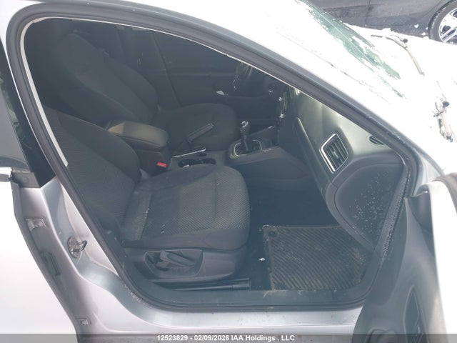 3VW1K7AJ7EM350659 Volkswagen Jetta 2.0l Trendline/2.0l Trendline+
