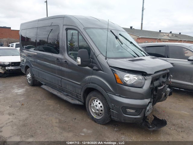 1FBAX9C82RKA84933 Ford Transit-350 Passenger Xlt