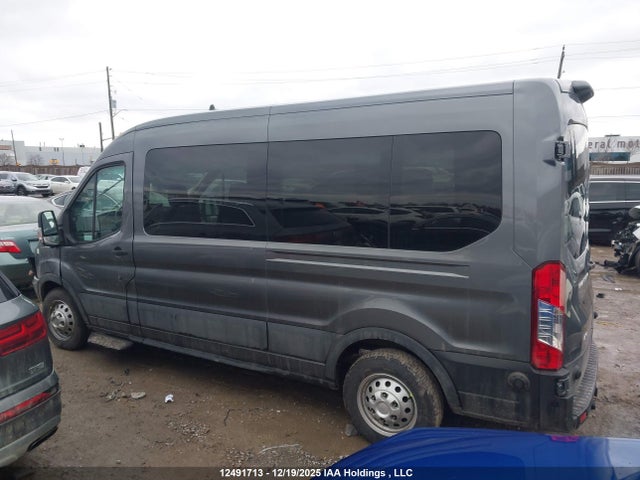 1FBAX9C82RKA84933 Ford Transit-350 Passenger Xlt