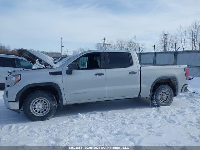 1GTU9AEFXLZ214200 GMC SIERRA 1500