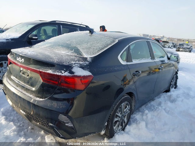 3KPF34AD8PE670360 KIA Forte Ex/ex+/ex Premium