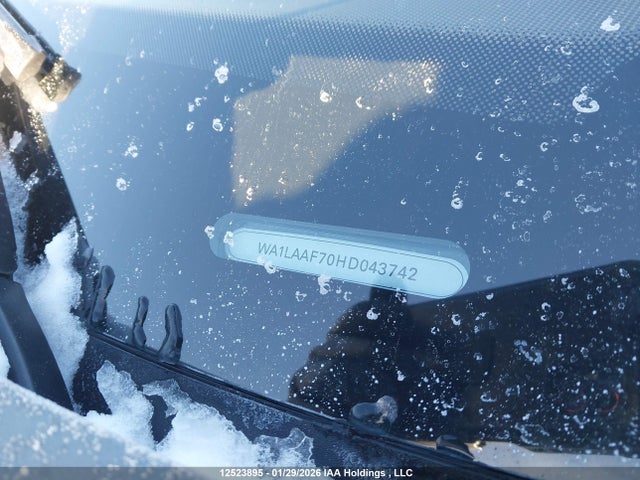 WA1LAAF70HD043742 Audi Q7 3.0t Progressiv