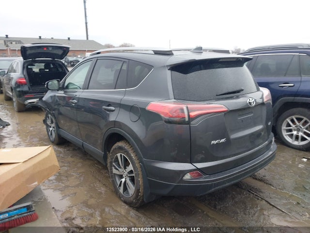 2T3ZFREV6JW494151 Toyota RAV4 LE