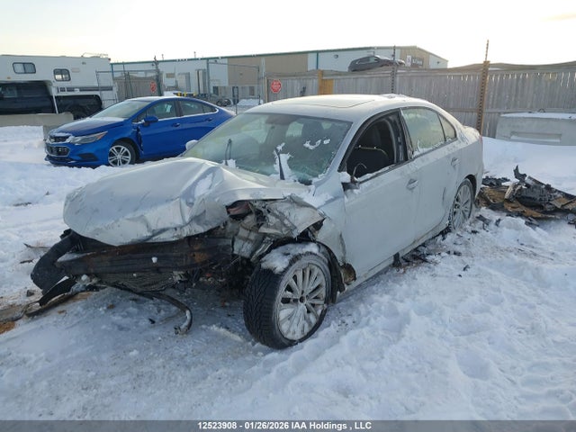2011 Volkswagen Jetta 2.5l Comfortline/2.5l Sportline მანქანა იყიდება აუქციონზე, vin: 3VWDX7AJ8BM046511, აუქციონის ნომერი: 12523908