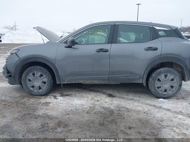 2025 Nissan Kicks S მანქანა იყიდება აუქციონზე, vin: 3N8AP6BA9SL313812, აუქციონის ნომერი: 12523928