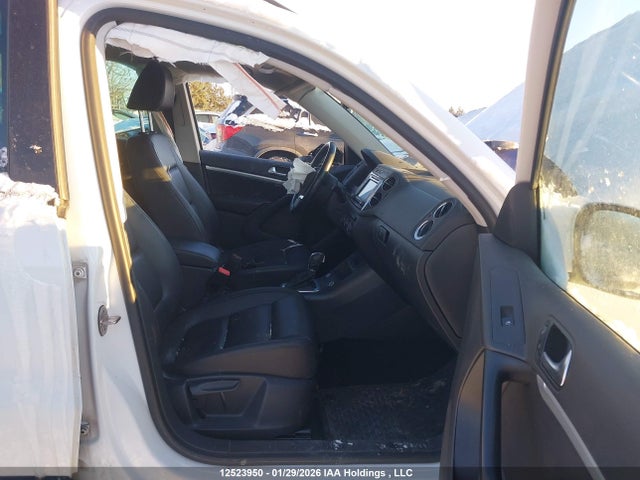 WVGJV7AX0GW507137 Volkswagen Tiguan Comfortline/highline/special Edition