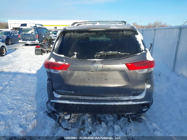 Toyota 2gr-fks 2018 5TDBZRFH9JS888696 Image 17