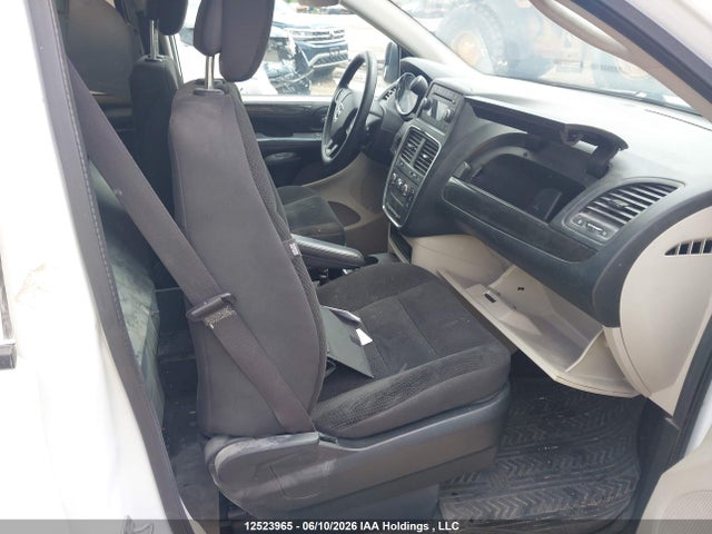 2C4RDGBGXKR528152 Dodge Grand Caravan Se