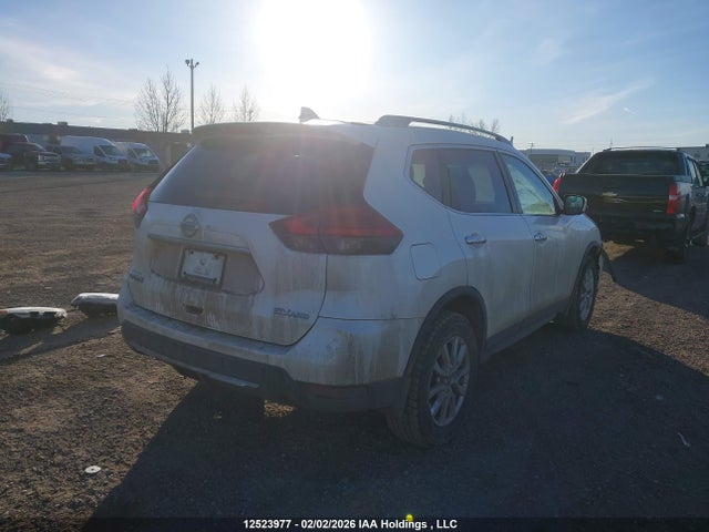 5N1AT2MV9HC790742 Nissan Rogue S/sl Platinum/sv
