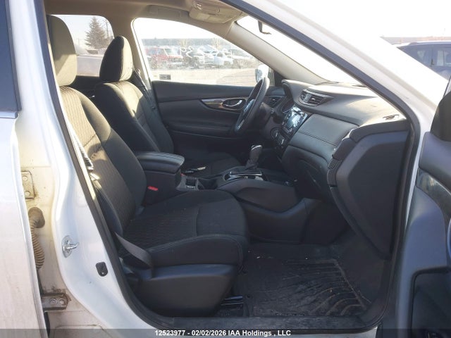 5N1AT2MV9HC790742 Nissan Rogue S/sl Platinum/sv