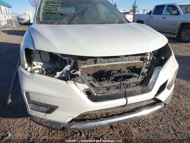 5N1AT2MV9HC790742 Nissan Rogue S/sl Platinum/sv