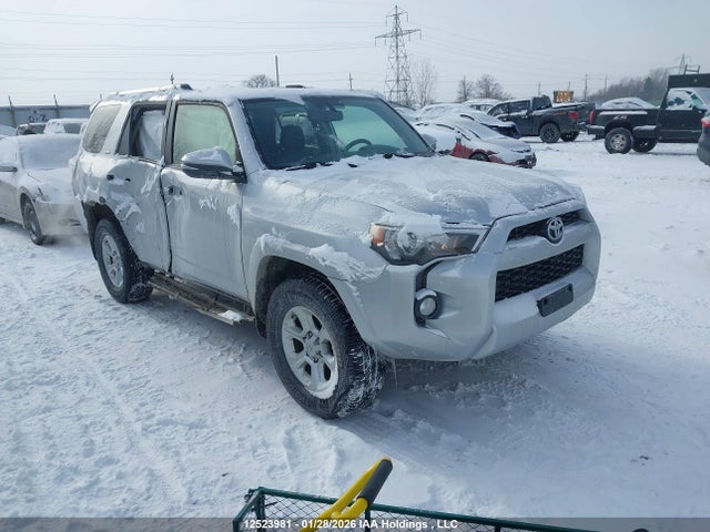 JTEBU5JR3K5684079 Toyota 4RUNNER SR5