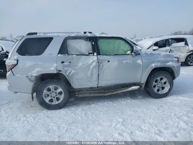 JTEBU5JR3K5684079 Toyota 4RUNNER SR5