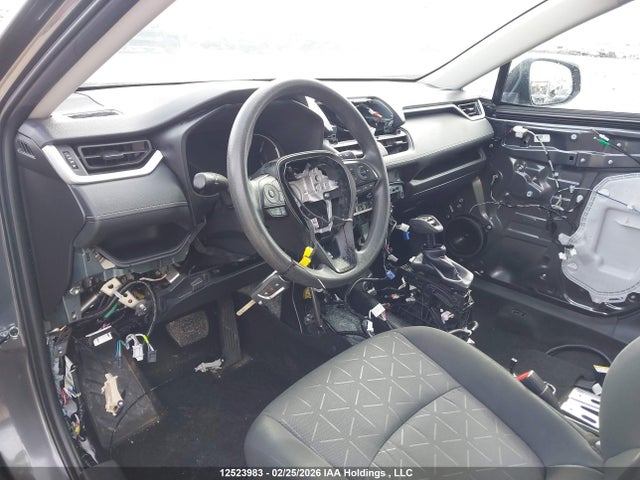 2024 Toyota Rav4 Le მანქანა იყიდება აუქციონზე, vin: 2T3B1RFV5RC451092, აუქციონის ნომერი: 12523983