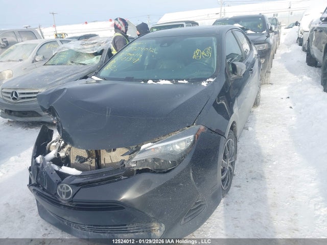 2T1BURHE6JC121348 Toyota Corolla