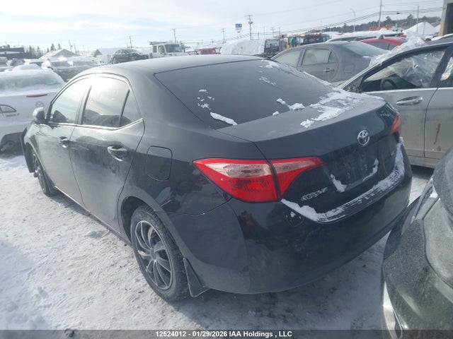 2T1BURHE6JC121348 Toyota Corolla