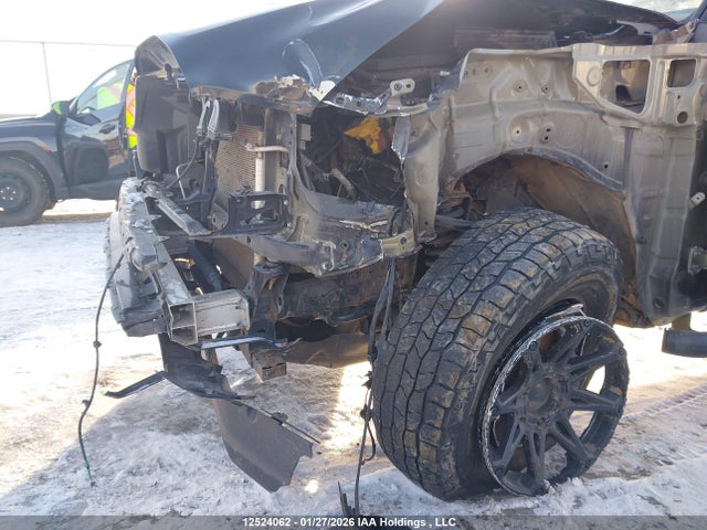 5TFCZ5AN0HX083894 Toyota Tacoma Trd Off Road/trd Sport
