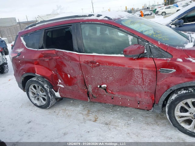12524079 :رقم المزاد ، 1FMCU0GD6JUD08998 vin ، 2018 Ford Escape Se مزاد بيع