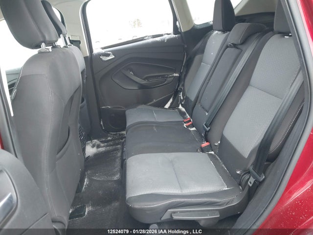 12524079 :رقم المزاد ، 1FMCU0GD6JUD08998 vin ، 2018 Ford Escape Se مزاد بيع