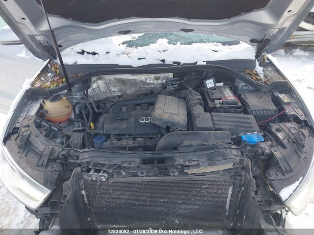 WA1JCCFS6HR013696 Audi Q3 Premium Plus