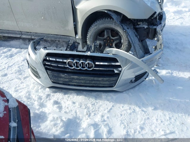 WA1JCCFS6HR013696 Audi Q3 Premium Plus