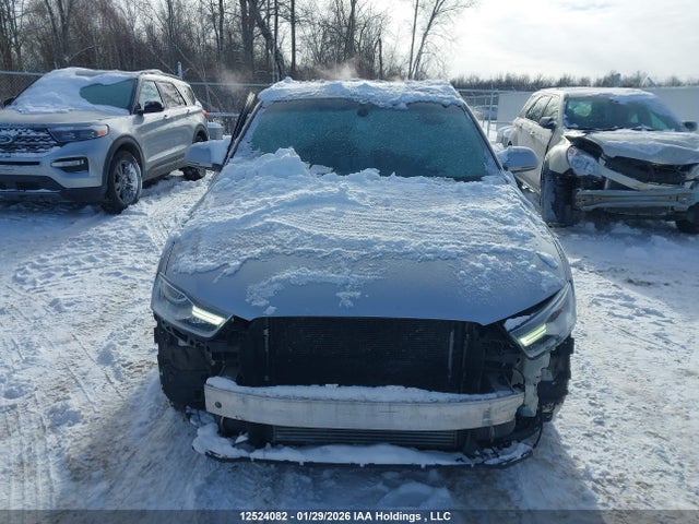 WA1JCCFS6HR013696 Audi Q3 Premium Plus