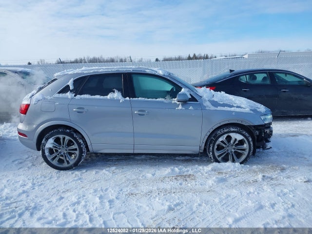 WA1JCCFS6HR013696 Audi Q3 Premium Plus
