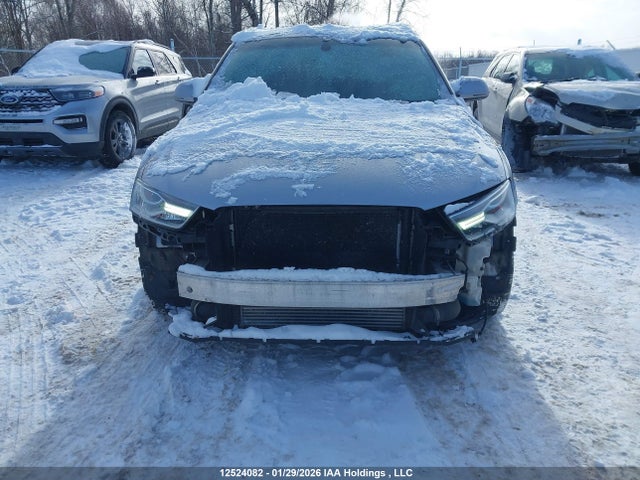 WA1JCCFS6HR013696 Audi Q3 Premium Plus