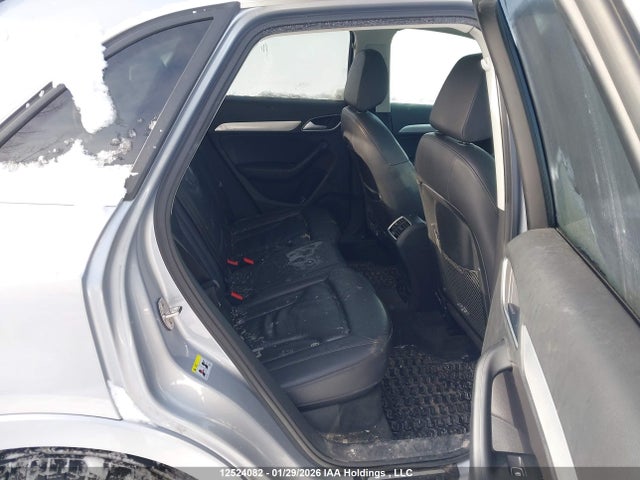 WA1JCCFS6HR013696 Audi Q3 Premium Plus