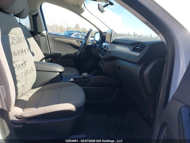 1FMCU9BZ0MUA54006 Ford ESCAPE SE