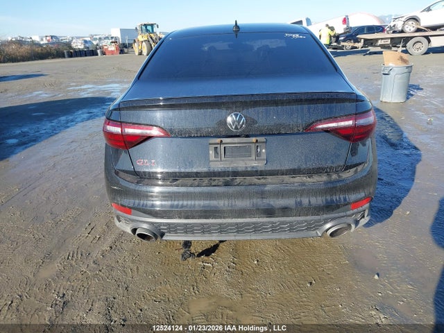 3VW2T7BU2NM000818 Volkswagen Jetta Gli Autobahn