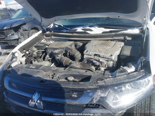 JA4J24A57JZ620805 Mitsubishi Outlander Phev Gt/se