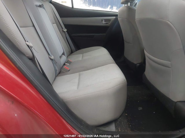 2T1BURHE2GC561060 Toyota COROLLA LE