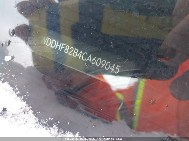 12524166 :رقم المزاد ، WDDHF82B4CA609045 vin ، 2012 Mercedes-benz E 300 4matic مزاد بيع