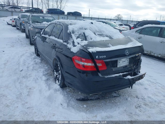 12524166 :رقم المزاد ، WDDHF82B4CA609045 vin ، 2012 Mercedes-benz E 300 4matic مزاد بيع