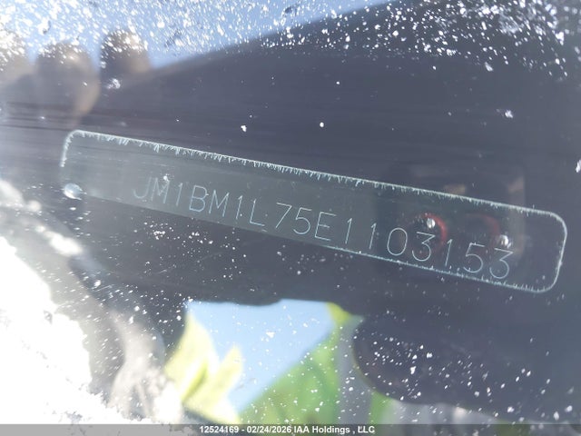 JM1BM1L75E1103153 Mazda Mazda3 Gs-sky