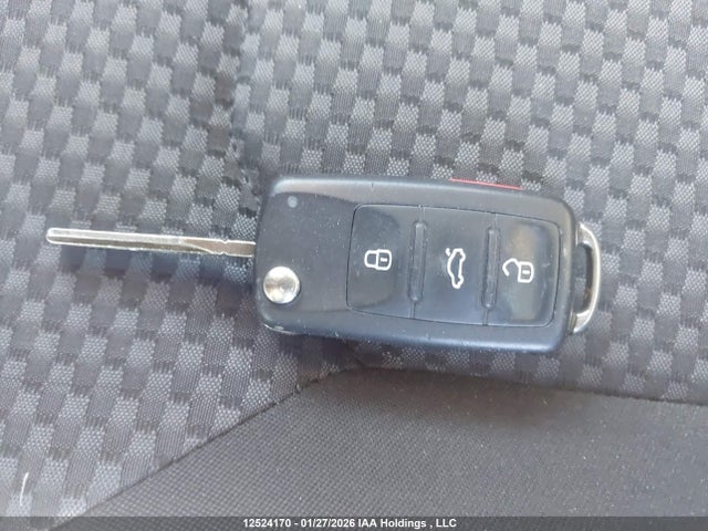 1VWAV7A34FC056583 Volkswagen PASSAT S