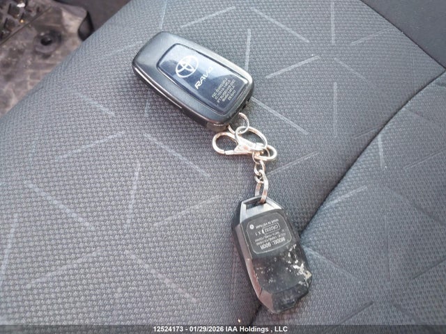 2T3RWRFV3RW220335 Toyota Rav4 Hybrid Xle