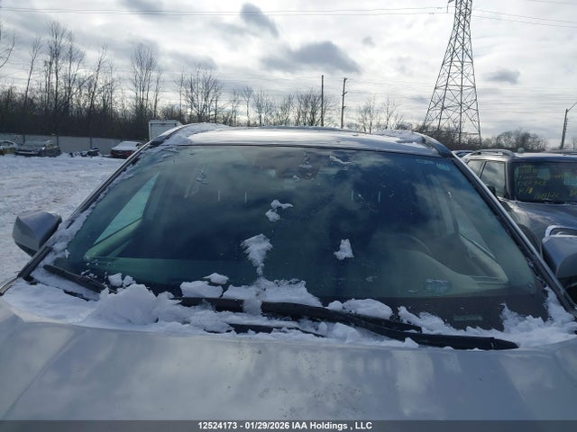 2T3RWRFV3RW220335 Toyota Rav4 Hybrid Xle