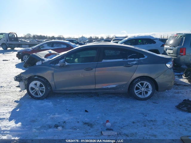 1G1BE5SM5J7176521 Chevrolet Cruze Lt Auto