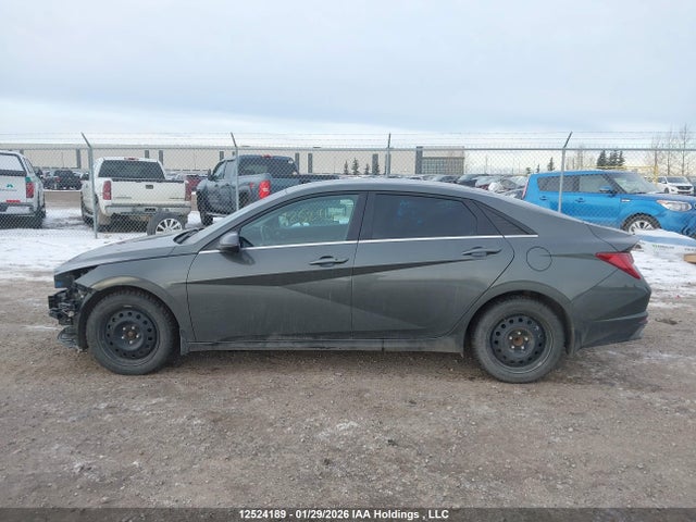 KMHLN4AG0NU227329 Hyundai ELANTRA SEL