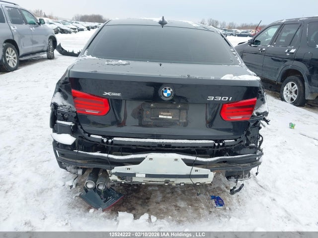 WBA8D9C54JEB35666 BMW 330i Xdrive
