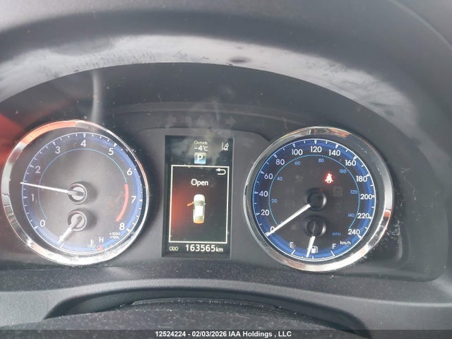 2T1BURHE4HC891462 Toyota Corolla