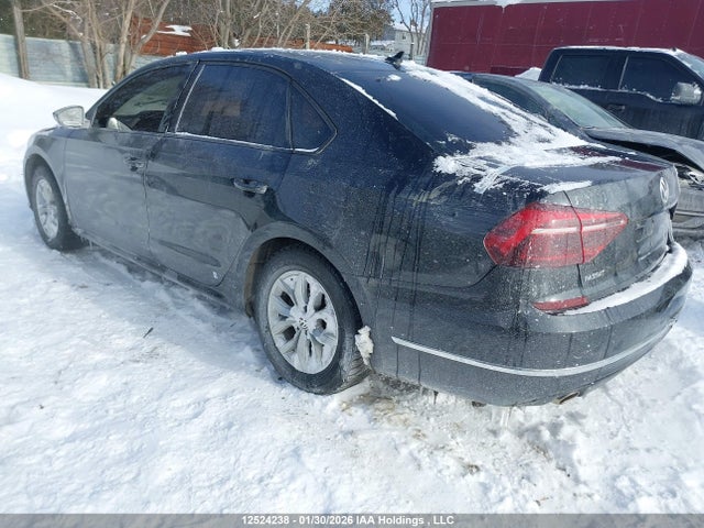 1VWAA7A35JC041871 Volkswagen Passat S/r-line