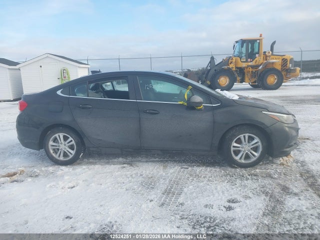 1G1BE5SM0J7205732 Chevrolet Cruze Lt Auto